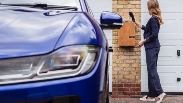 Bornes de recharge 2026 : le nouveau filon SEO des électriciens