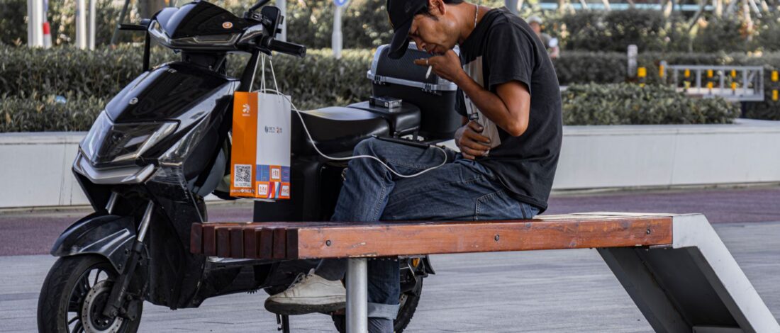 Juice jacking 2026 : la borne qui pirate votre téléphone